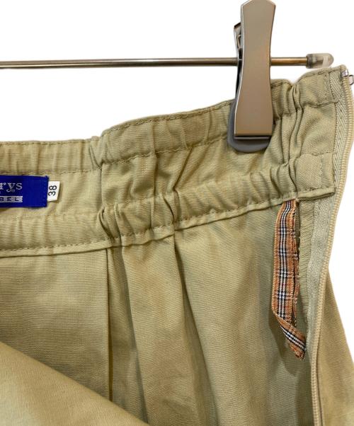 BURBERRY BLUE LABEL（バーバリー ブルー レーベル）BURBERRY BLUE LABEL (バーバリー ブルー レーベル) コットンスカート ベージュ サイズ:38の古着・服飾アイテム