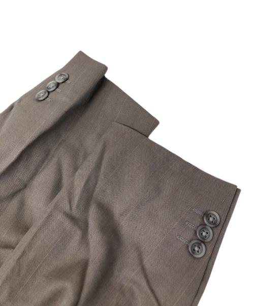 ERMENEGILDO ZEGNA（エルメネジルド・ゼニア）ERMENEGILDO ZEGNA (エルメネジルド・ゼニア) SUPER 100'S ストライプ ダブルブレステッド セットアップスーツ グレー サイズ:52の古着・服飾アイテム