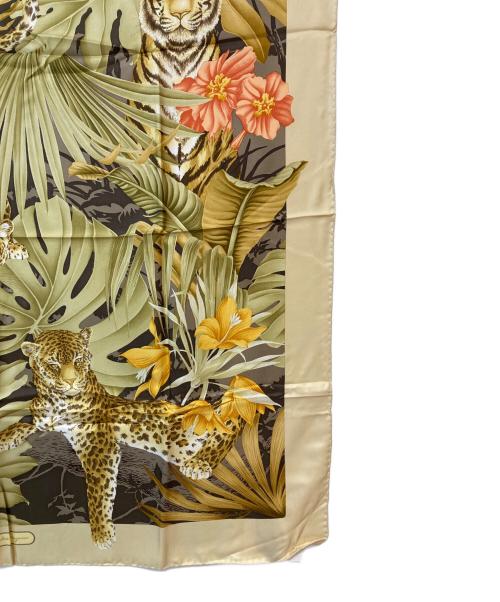 Salvatore Ferragamo（サルヴァトーレ フェラガモ）Salvatore Ferragamo (サルヴァトーレ フェラガモ) ヒョウ柄 シルクスカーフ ベージュの古着・服飾アイテム