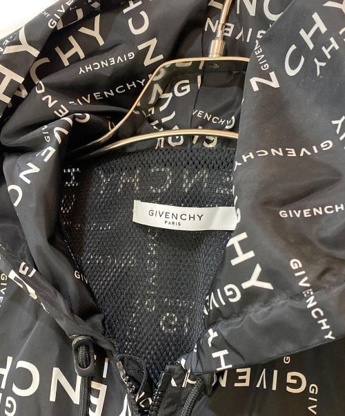 GIVENCHY（ジバンシィ）GIVENCHY (ジバンシィ) WINDBREAKER ブラック×ホワイト サイズ:48の古着・服飾アイテム