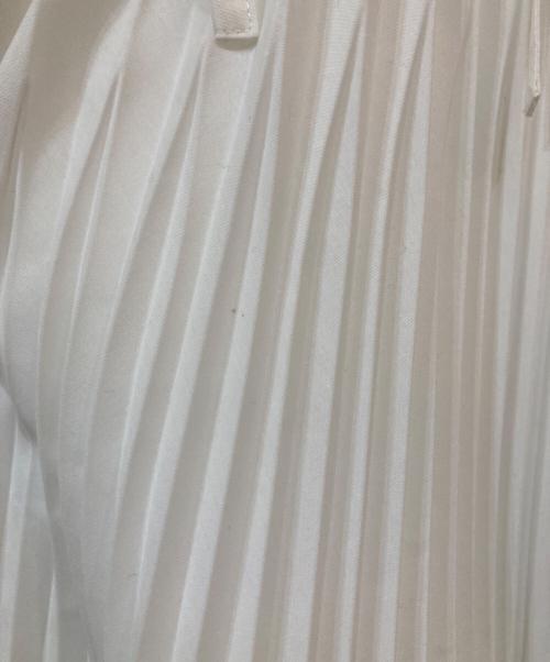 CELFORD（セルフォード）CELFORD (セルフォード) プリーツカラーワンピース ホワイト サイズ:38の古着・服飾アイテム