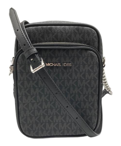 MICHAEL KORS（マイケル・コース）MICHAEL KORS (マイケル・コース) JET SET TRAVEL シグネチャーショルダーバッグ グレーの古着・服飾アイテム