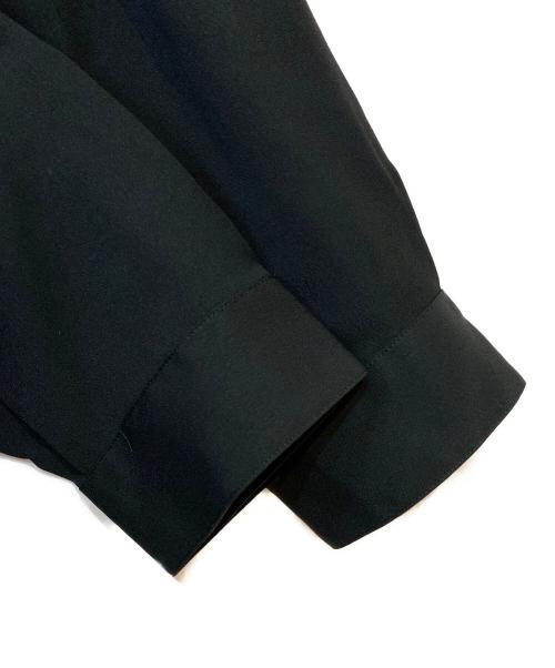 GIANNI VERSACE（ジャンニ・ヴェルサーチ）GIANNI VERSACE (ジャンニ・ヴェルサーチ) シルク混ノーカラーシャツ ブラック サイズ:52の古着・服飾アイテム