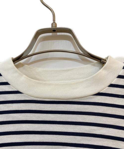is-ness（イズネス）is-ness (イズネス) BALLOON STRIPES LONG SLEEVE T SHIRT ホワイト サイズ:Mの古着・服飾アイテム