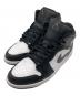 NIKIE（ナイキ）の古着「AIR JORDAN 1 MID ミッドカットスニーカー」｜BLACK/IRON GREY-WHIT