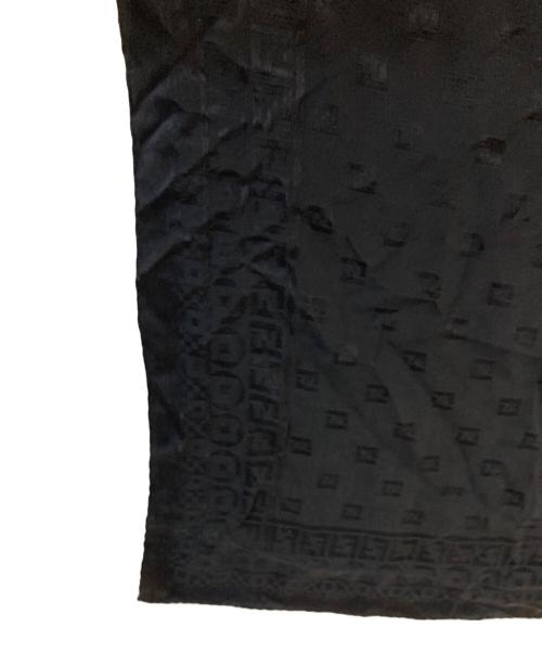 FENDI（フェンディ）FENDI (フェンディ) ズッカ柄 シルクスカーフ ブラックの古着・服飾アイテム