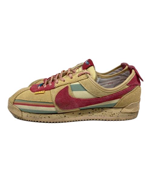 NIKE（ナイキ）NIKE (ナイキ) UNION (ユニオン) CORTEZ SP ローカットスニーカー SESAME/PINK CLAY/DUT サイズ:27.5の古着・服飾アイテム