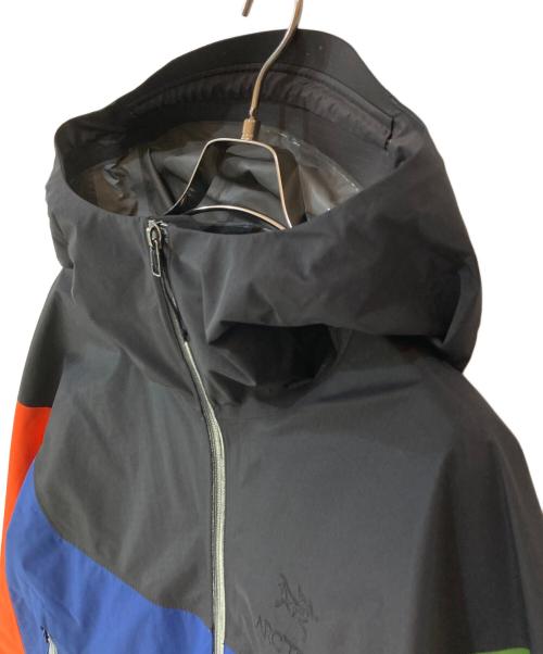 ARC'TERYX（アークテリクス）ARC'TERYX (アークテリクス) Concepts (コンセプト) 別注 Beta SL Jacket マルチカラー サイズ:Lの古着・服飾アイテム