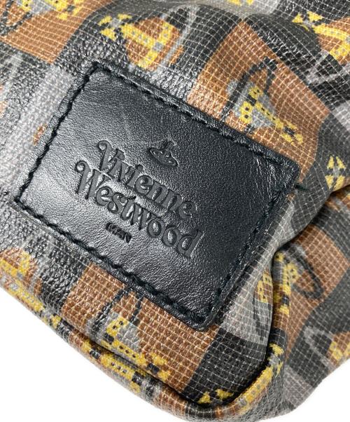 Vivienne Westwood（ヴィヴィアンウエストウッド）Vivienne Westwood (ヴィヴィアンウエストウッド) オーブ柄ボディバッグ ベージュの古着・服飾アイテム