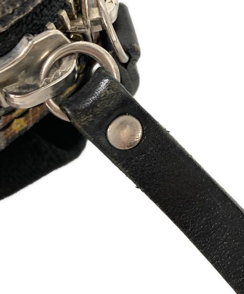 Vivienne Westwood（ヴィヴィアンウエストウッド）Vivienne Westwood (ヴィヴィアンウエストウッド) オーブ柄ボディバッグ ベージュの古着・服飾アイテム