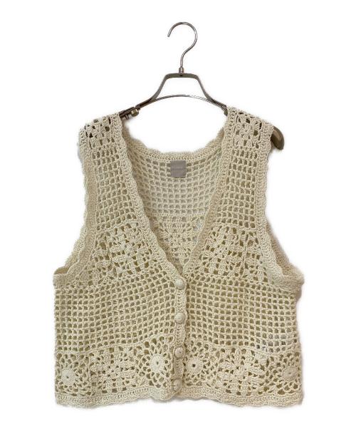 TSUHARU by samansa Mos2（ツハル バイ サマンサモスモス）TSUHARU by samansa Mos2 (ツハル バイ サマンサモスモス) 手編みクロシェニットベスト アイボリー サイズ:Freeの古着・服飾アイテム