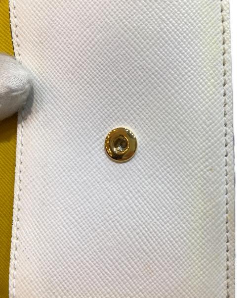 MARNI（マルニ）MARNI (マルニ) SAFFIANO LEATHER TRI-FOLD WALLET 3つ折り財布 イエローの古着・服飾アイテム