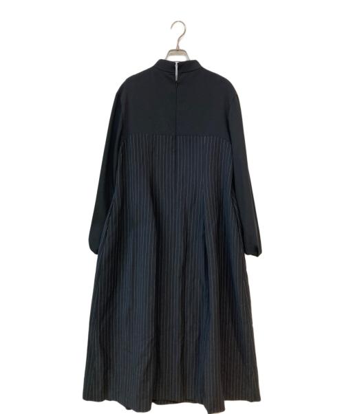 ADORE（アドーア）ADORE (アドーア) クリアストライプワンピース ブラック サイズ:38の古着・服飾アイテム