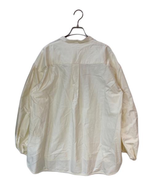 ebure（エブール）ebure (エブール) ハイカウントコットンサテンブラウス アイボリー サイズ:38の古着・服飾アイテム