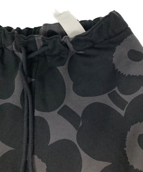 marimekko（マリメッコ）marimekko (マリメッコ) Finaali Pieni Unikko / ウニッコ柄スウェットパンツ ブラック サイズ:Sの古着・服飾アイテム