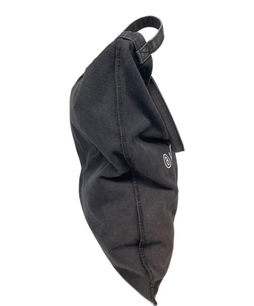 MM6 Maison Margiela（エムエムシックスメゾンマルジェラ）MM6 Maison Margiela (エムエムシックスメゾンマルジェラ) INSIDEOUT LOGO BERLIN BAG ブラック サイズ:なしの古着・服飾アイテム