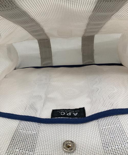 A.P.C.（アーペーセー）A.P.C. (アーペーセー) メッシュバッグ ホワイト 未使用品の古着・服飾アイテム