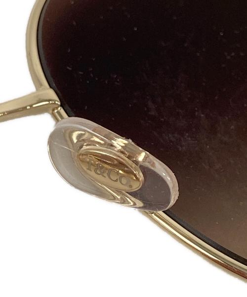 TIFFANY & Co.（ティファニー）TIFFANY & Co. (ティファニー) ハードウェアモチーフ スクエアサングラス ゴールド サイズ:58□16の古着・服飾アイテム