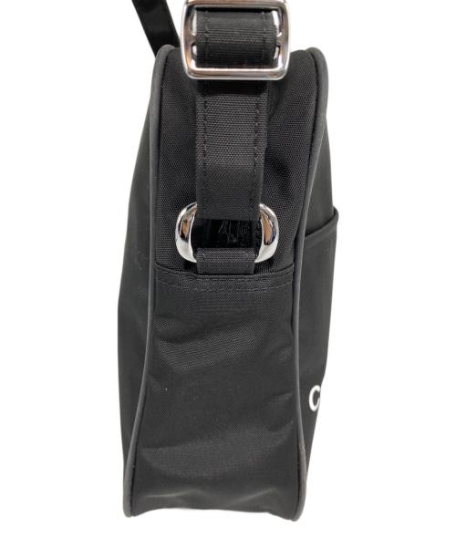 CDG（シーディージー）CDG (シーディージー) ロゴショルダーバッグ ブラックの古着・服飾アイテム