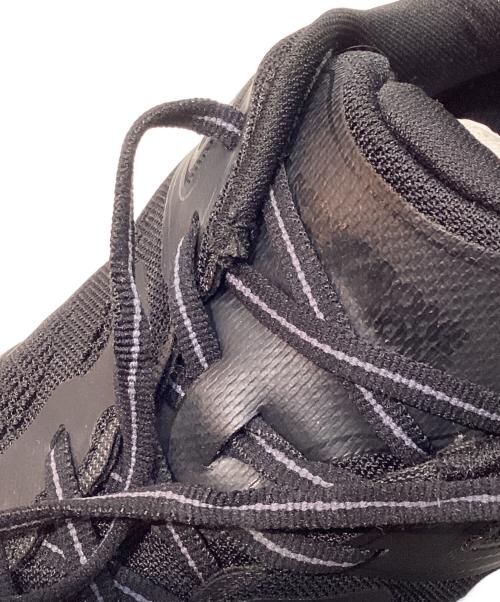 HOKAONEONE（ホカオネオネ）HOKAONEONE (ホカオネオネ) BONDI 7 ローカットスニーカー ブラック サイズ:27の古着・服飾アイテム