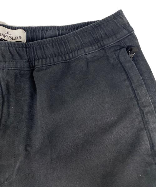 STONE ISLAND（ストーンアイランド）STONE ISLAND (ストーンアイランド) 21AW BRUSHED TEXTURED RECYCLED COTTON REGULAR TAPERED FIT / カーゴパンツ ブラック サイズ:31の古着・服飾アイテム