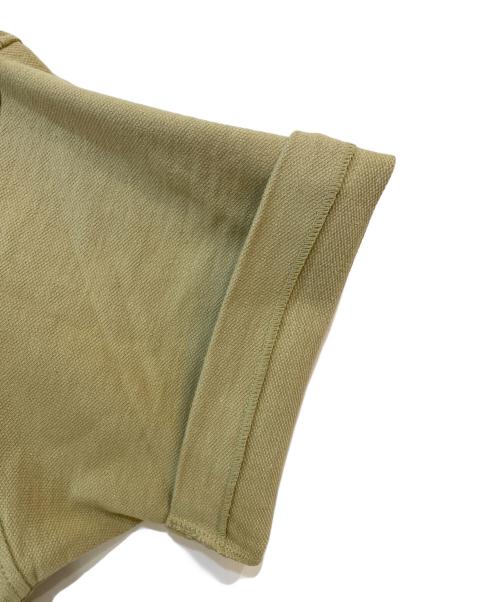 FRED PERRY（フレッドペリー）FRED PERRY (フレッドペリー) Vネックカットソー ベージュ サイズ:Lの古着・服飾アイテム