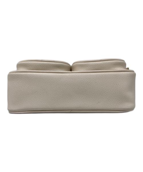 MICHAEL KORS（マイケルコース）MICHAEL KORS (マイケル・コース) JET SET ITEM レザー ポケット クロスボディ ウィズ アタッチ ミディアム ベージュの古着・服飾アイテム