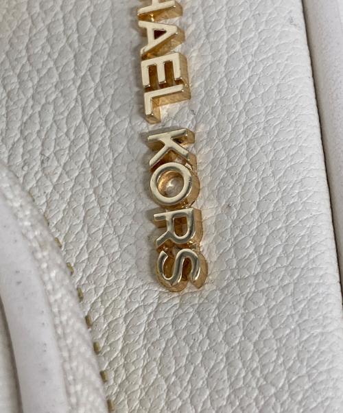MICHAEL KORS（マイケルコース）MICHAEL KORS (マイケル・コース) JET SET ITEM レザー ポケット クロスボディ ウィズ アタッチ ミディアム ベージュの古着・服飾アイテム