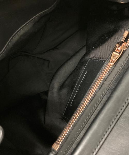 ALEXANDER WANG（アレキサンダー・ワン）ALEXANDER WANG (アレキサンダー・ワン) Prisma Skeletal Textured-leather Backpack ブラックの古着・服飾アイテム