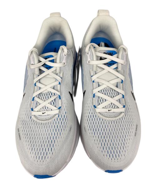 NIKE（ナイキ）NIKE (ナイキ) Vomero 18 ローカットスニーカー White/Blue Hero/Blac サイズ:27.5 未使用品の古着・服飾アイテム
