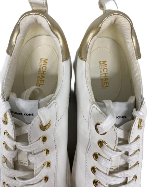MICHAEL KORS（マイケル・コース）MICHAEL KORS (マイケル・コース) レースアップスニーカー ホワイト サイズ:7.5Mの古着・服飾アイテム