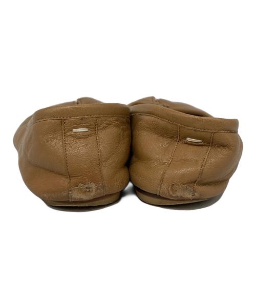 Maison Margiela（メゾンマルジェラ）Maison Margiela (メゾンマルジェラ) タビ バレエシューズ ブラウン サイズ:361/2の古着・服飾アイテム