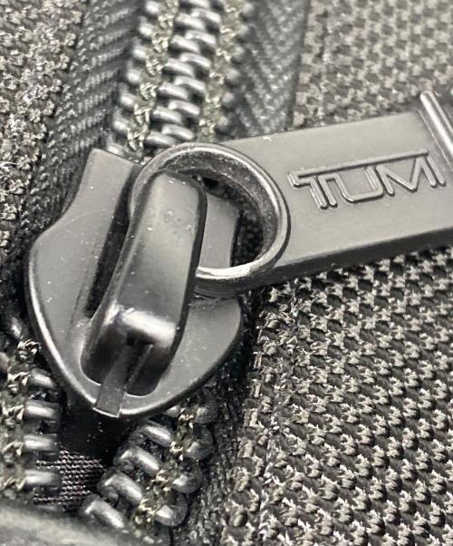 TUMI（トゥミ）TUMI (トゥミ) Tall Tote バリスティックナイロン トートバッグ ブラックの古着・服飾アイテム