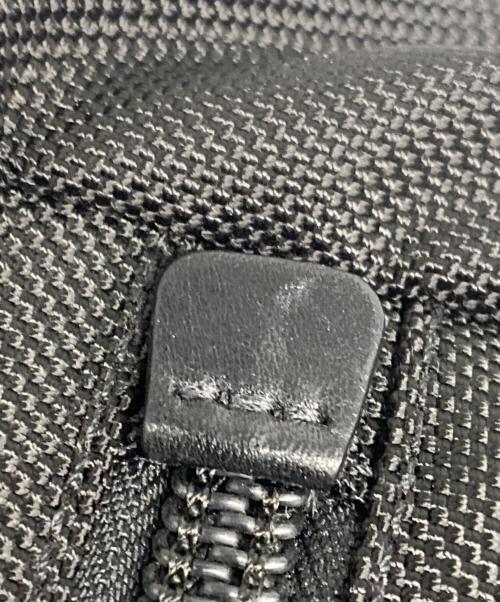 TUMI（トゥミ）TUMI (トゥミ) Tall Tote バリスティックナイロン トートバッグ ブラックの古着・服飾アイテム