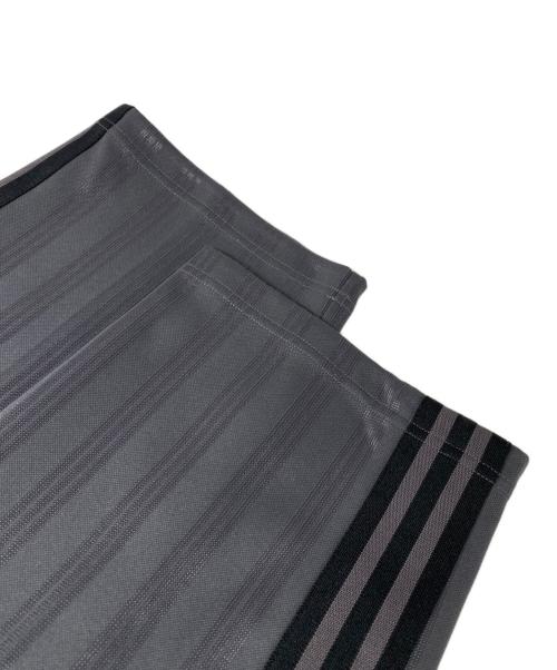 adidas（アディダス）adidas (アディダス) トラックパンツ グレー サイズ:Oの古着・服飾アイテム