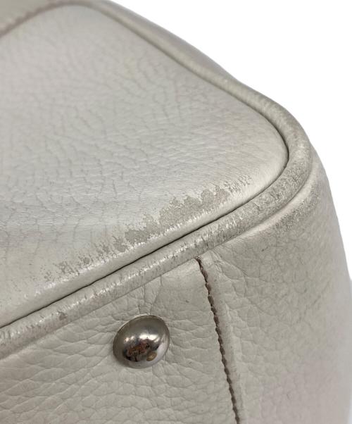 BURBERRY（バーバリー）BURBERRY (バーバリー) 裏地ノヴァチェック レザーハンドバッグ アイボリーの古着・服飾アイテム