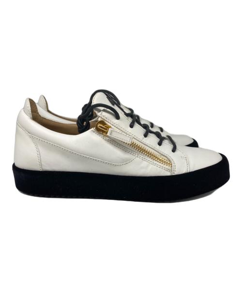 GIUSEPPE ZANOTTI（ジュゼッペザノッティ）GIUSEPPE ZANOTTI (ジュゼッペザノッティ) ジップディテール ローカットスニーカー ホワイト サイズ:42の古着・服飾アイテム