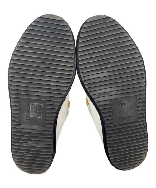 GIUSEPPE ZANOTTI（ジュゼッペザノッティ）GIUSEPPE ZANOTTI (ジュゼッペザノッティ) ジップディテール ローカットスニーカー ホワイト サイズ:42の古着・服飾アイテム