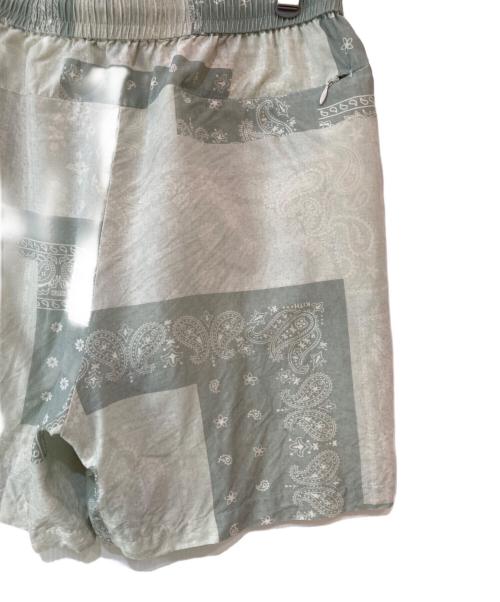 KITH（キス）KITH (キス) Silk Lyocell Bandana Cedar Short グリーン サイズ:Mの古着・服飾アイテム