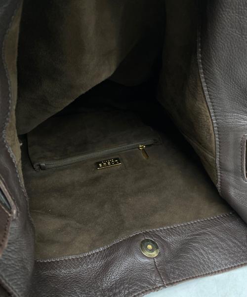 LOEWE（ロエベ）LOEWE (ロエベ) ソフトレザーショルダーバッグ ブラウンの古着・服飾アイテム