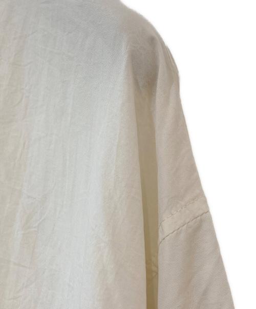 UNFILO（アンフィーロ）UNFILO (アンフィーロ) My Everyday ブルゾン ホワイト サイズ:Ｍの古着・服飾アイテム