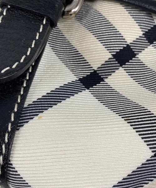 BURBERRY BLUE LABEL（バーバリー ブルー レーベル）BURBERRY BLUE LABEL (バーバリー ブルー レーベル) ノヴァチェックショルダーバッグ ブラックの古着・服飾アイテム