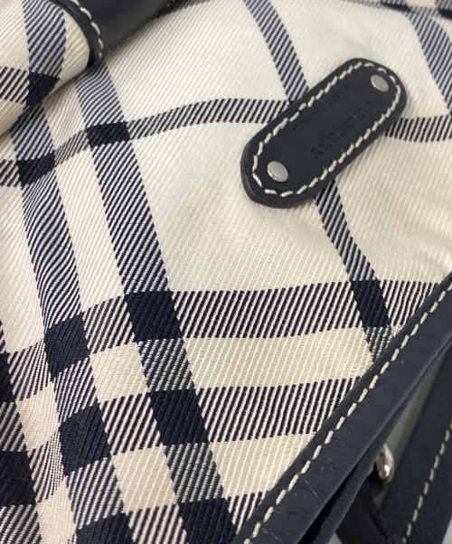 BURBERRY BLUE LABEL（バーバリー ブルー レーベル）BURBERRY BLUE LABEL (バーバリー ブルー レーベル) ノヴァチェックショルダーバッグ ブラックの古着・服飾アイテム