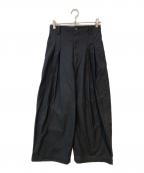 MAISON SPECIALメゾンスペシャル）の古着「Suvin Cotton Gabardine Prime-Wide Two Tuck Pants」｜ブラック