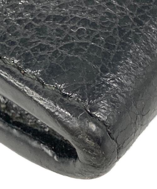 BALENCIAGA（バレンシアガ）BALENCIAGA (バレンシアガ) クラッシュ加工 エッセンシャル ロゴ レザー ウォレット ブラックの古着・服飾アイテム