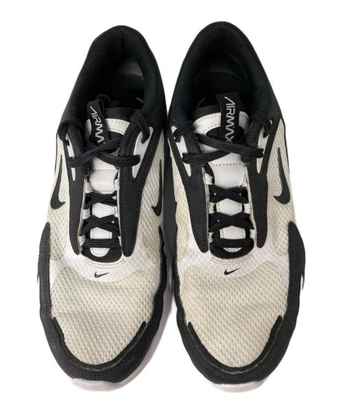 NIKE（ナイキ）NIKE (ナイキ) ローカットスニーカー ホワイト×ブラック サイズ: 25.5cmの古着・服飾アイテム