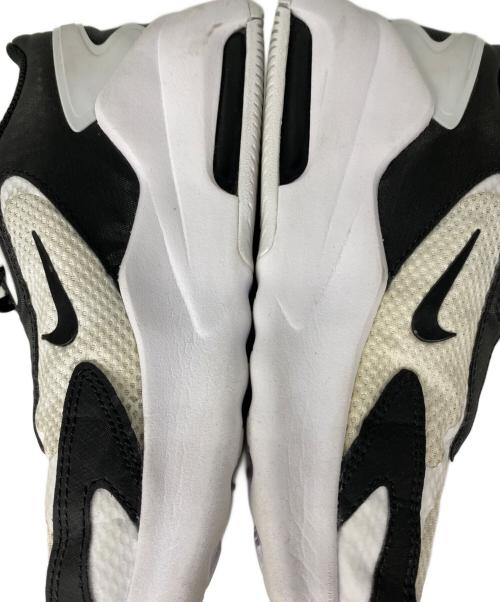 NIKE（ナイキ）NIKE (ナイキ) ローカットスニーカー ホワイト×ブラック サイズ: 25.5cmの古着・服飾アイテム