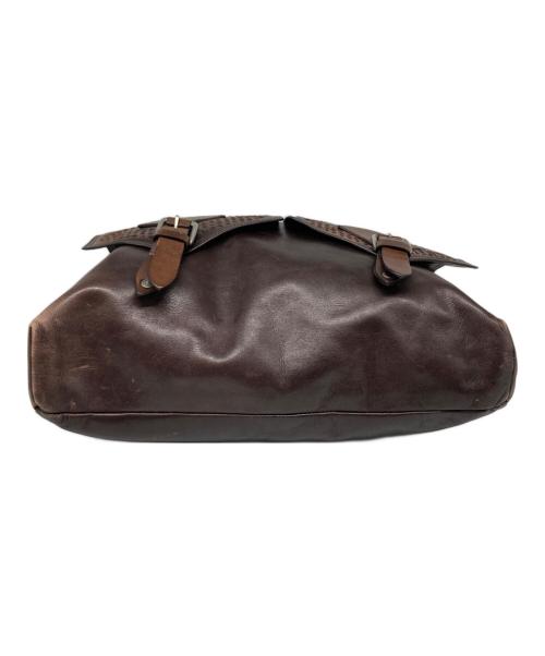 DRIES VAN NOTEN（ドリスヴァンノッテン）DRIES VAN NOTEN (ドリスヴァンノッテン) 装飾レザーショルダーバッグ ベージュの古着・服飾アイテム