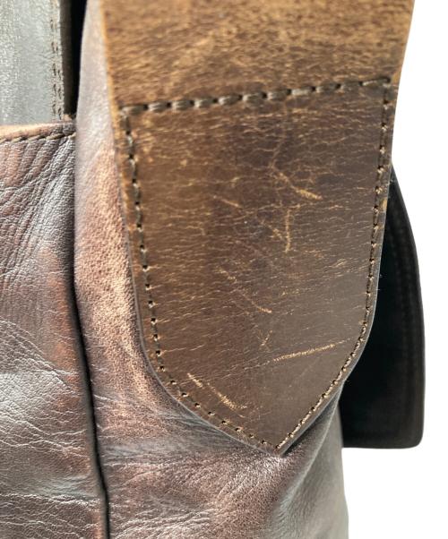 DRIES VAN NOTEN（ドリスヴァンノッテン）DRIES VAN NOTEN (ドリスヴァンノッテン) 装飾レザーショルダーバッグ ベージュの古着・服飾アイテム