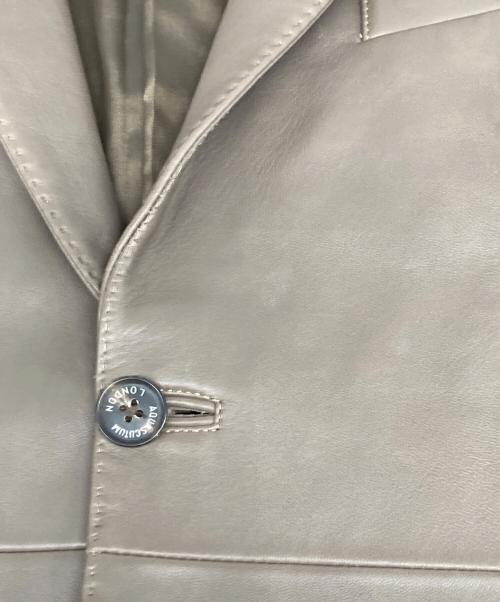 Aquascutum（アクアスキュータム）Aquascutum (アクアスキュータム) エントレフィーノラムレザーテーラードジャケット ベージュ サイズ:34の古着・服飾アイテム